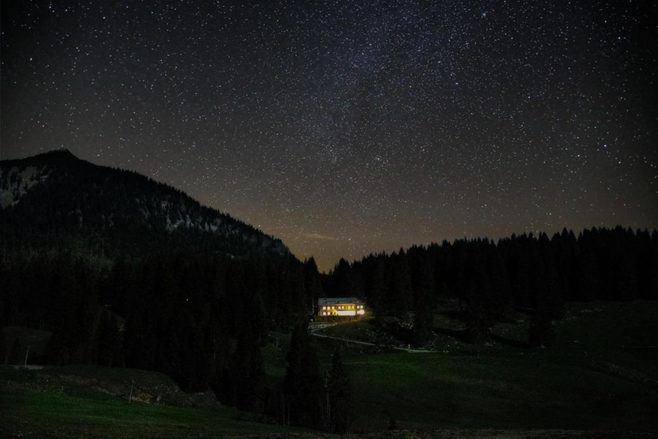 Spitzing Lodge Ferienwohnungen - Wanderparadies In Den Bergen Spitzingsee Zewnętrze zdjęcie